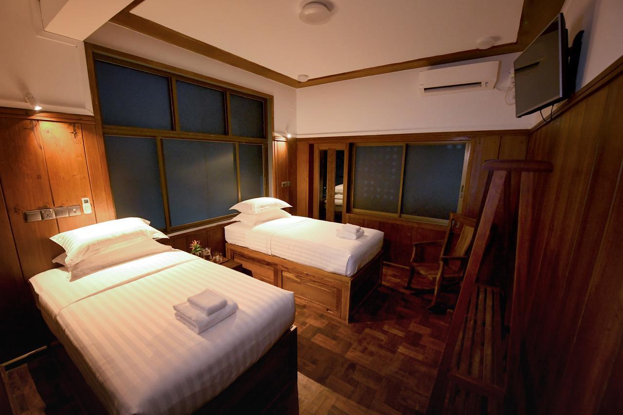 Ned Kelly Hotel & Irish Pub Mandalay Exterior photo